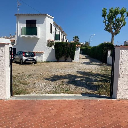 Charmante Maison Coeur De Ville 650M Plage 艾姆布里亚布拉瓦 外观 照片