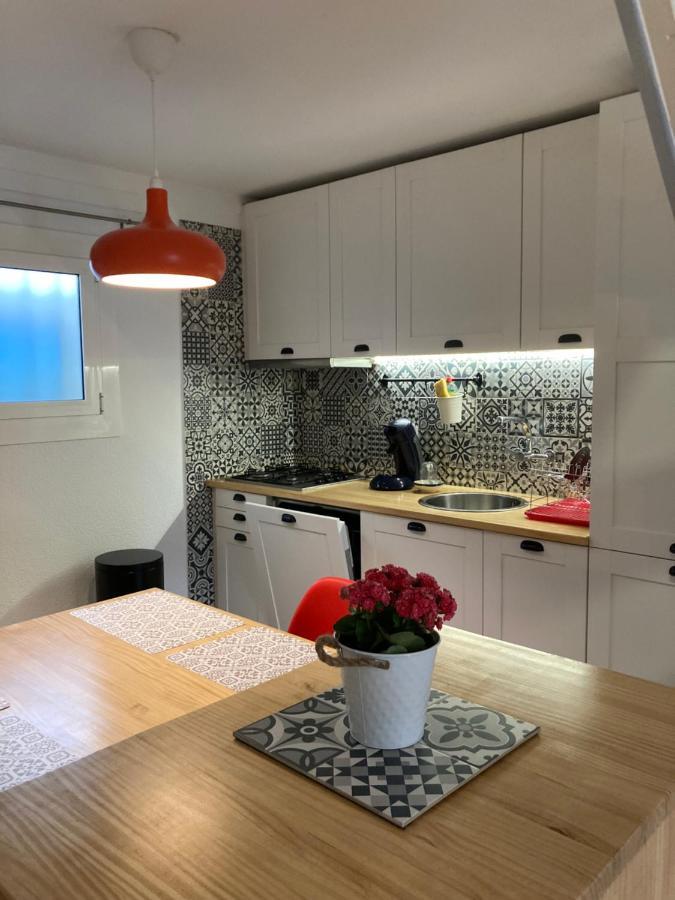 Charmante Maison Coeur De Ville 650M Plage 艾姆布里亚布拉瓦 外观 照片